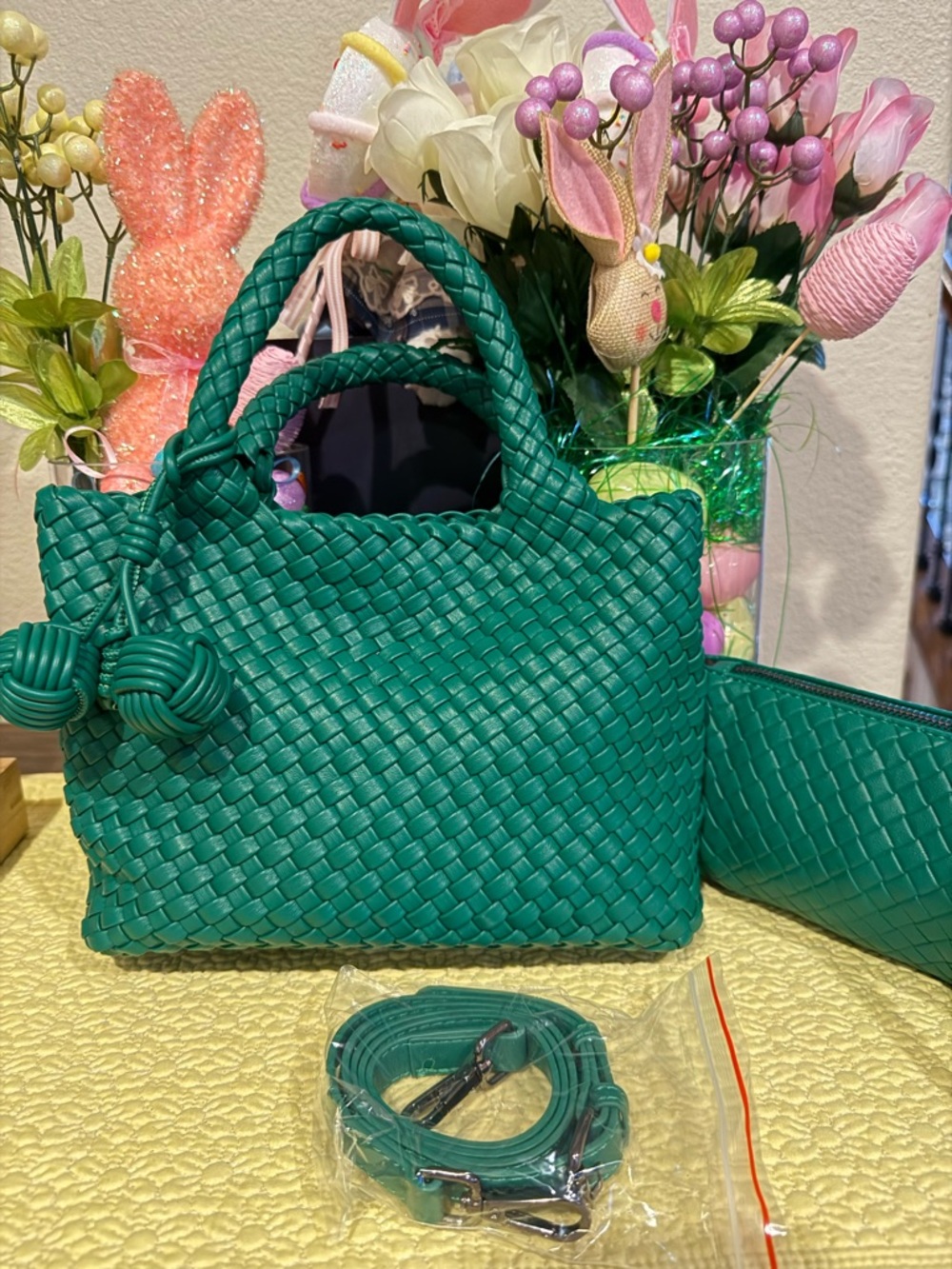 Stunning New Green Woven Bag for fashion and function